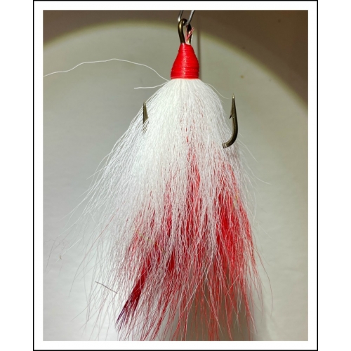 1982-040 White and Red Bucktail